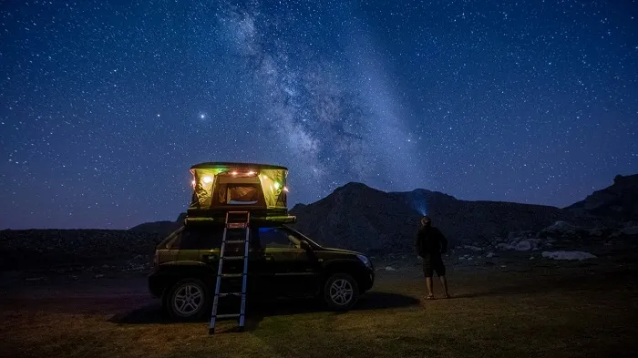 halloween themed date ideas COUPLE