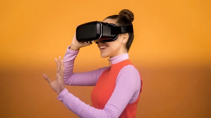 virtual reality date night