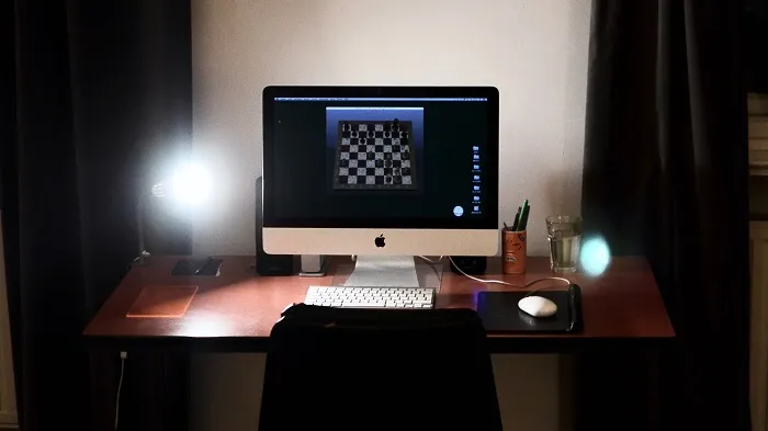 celebrate anniversary long distance relationship