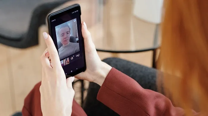 how break silence long distance