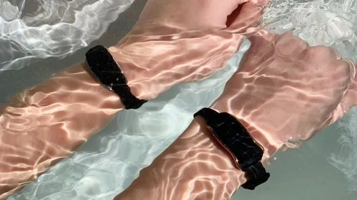 connect more two bond touch